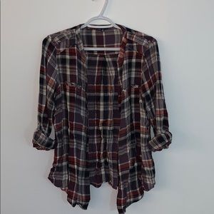 Plaid 3/4 length sleeve top